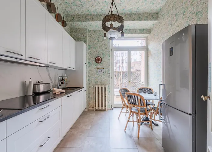 Hébergement de vacances Maison Koch · Maison Bourgeoise - 240 M2 *